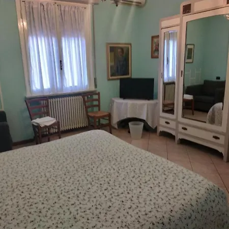 B&B Alla Villa Bed & Breakfast
